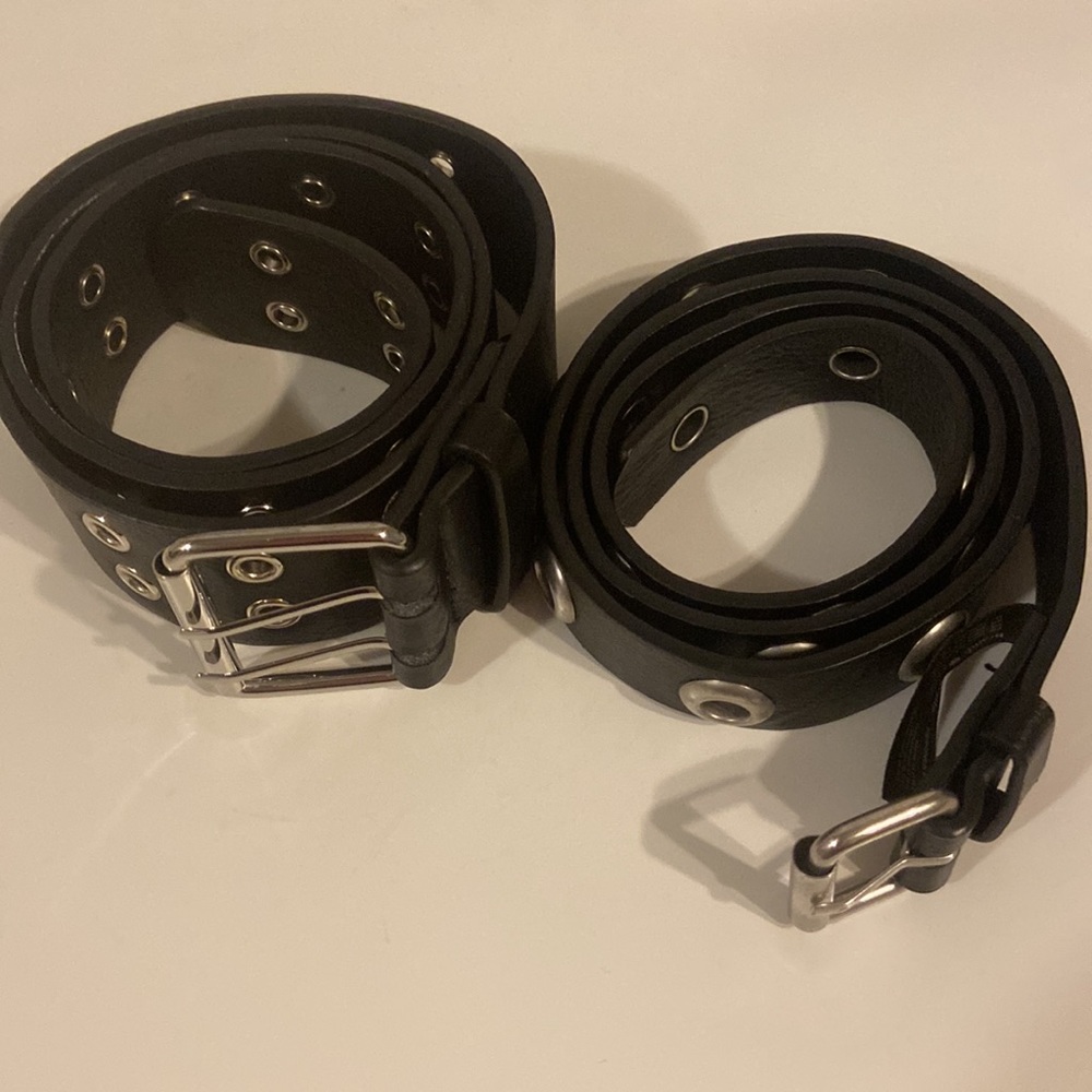 Brandy Melville belt set
